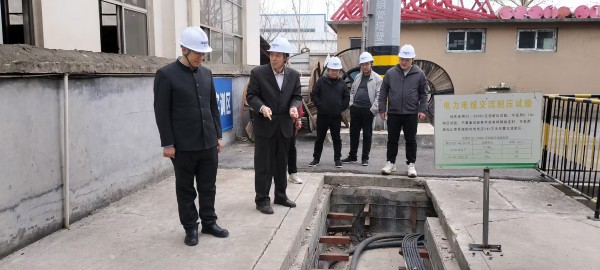 人力资源和社会保障部针对电工、焊工第三方评价活动照片和培训实景照片。